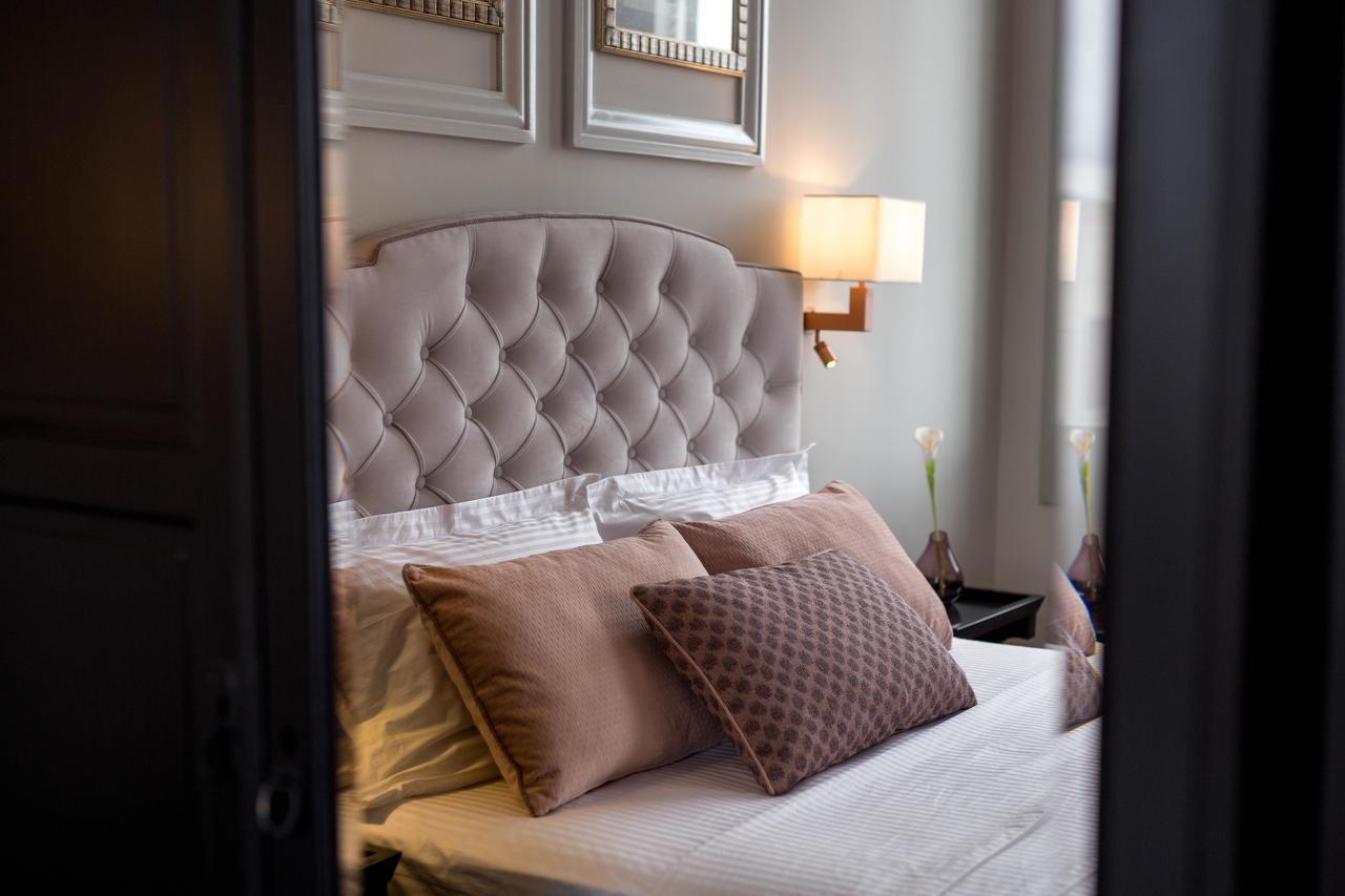 Gambello Luxury Rooms นาฟปลิโอ ภายนอก รูปภาพ