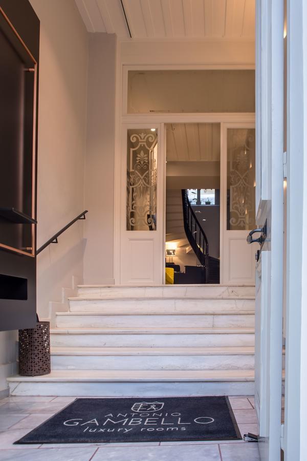Gambello Luxury Rooms นาฟปลิโอ ภายนอก รูปภาพ