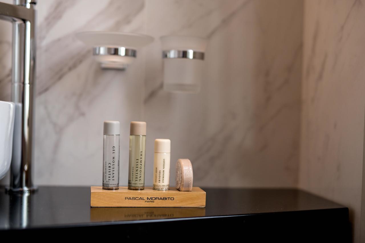 Gambello Luxury Rooms นาฟปลิโอ ภายนอก รูปภาพ